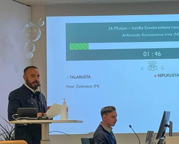 Konstantinos Irina talar för ett naturreservat runt Svindersviken